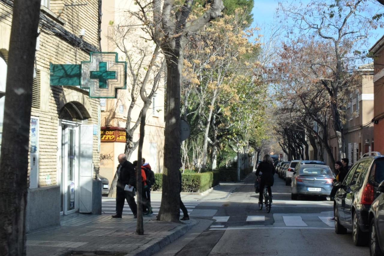 Piso Junto Universidad Y Hospital Clinico サラゴサ エクステリア 写真